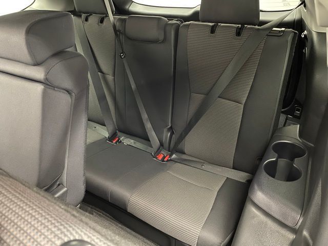 2023 Toyota Highlander L FWD - 22884433 - 39