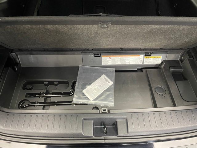 2023 Toyota Highlander L FWD - 22884433 - 42