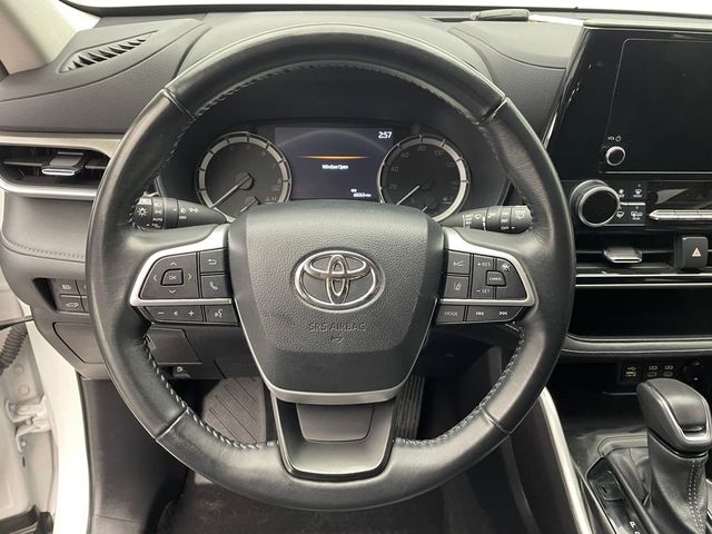 2023 Toyota Highlander L FWD - 22925500 - 20