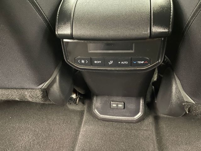 2023 Toyota Highlander L FWD - 22925500 - 37
