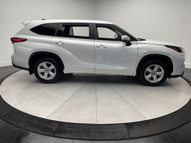 2023 Toyota Highlander L FWD - 22925500 - 3