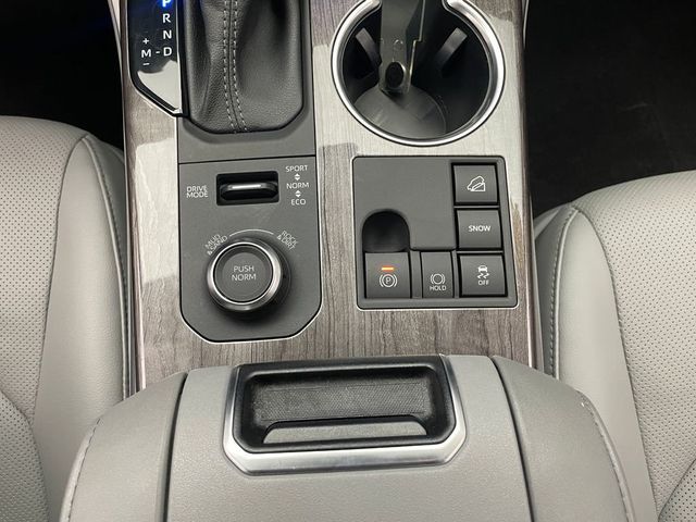 2023 Toyota Highlander Limited AWD - 22947932 - 28
