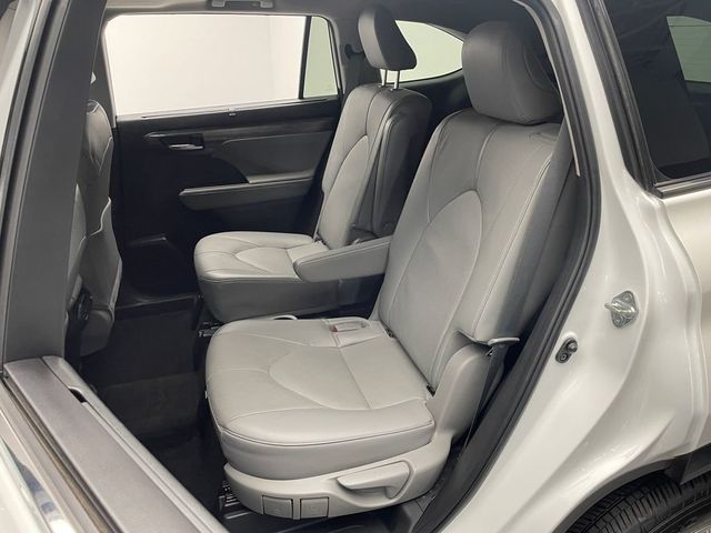 2023 Toyota Highlander Limited AWD - 22947932 - 34