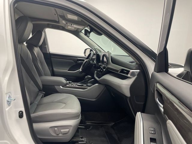 2023 Toyota Highlander Limited AWD - 22968028 - 16
