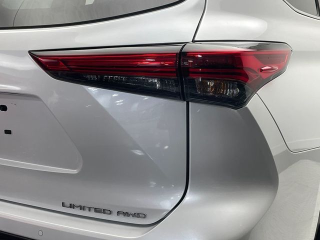 2023 Toyota Highlander Limited AWD - 22968028 - 46