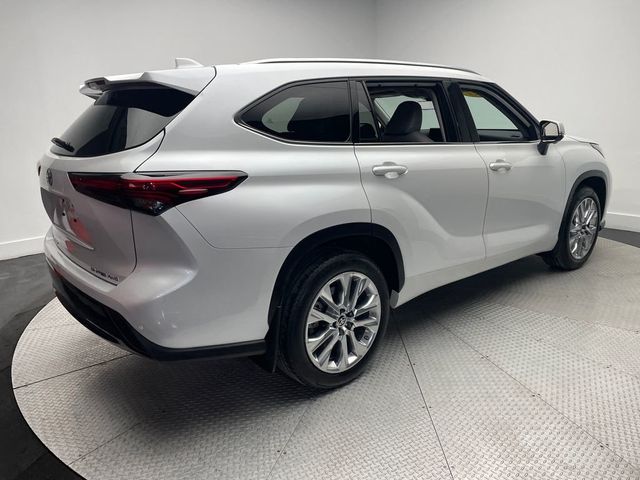 2023 Toyota Highlander Limited AWD - 22968028 - 4