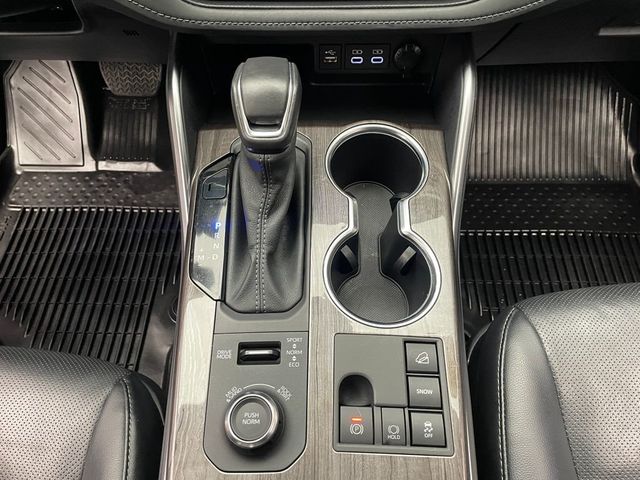 2023 Toyota Highlander Limited AWD - 22995947 - 28