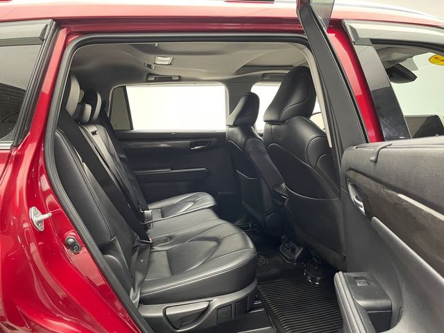 2023 Toyota Highlander Limited AWD - 22995947 - 36
