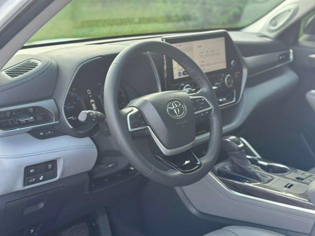2023 Toyota Highlander Limited FWD - 22922533 - 15