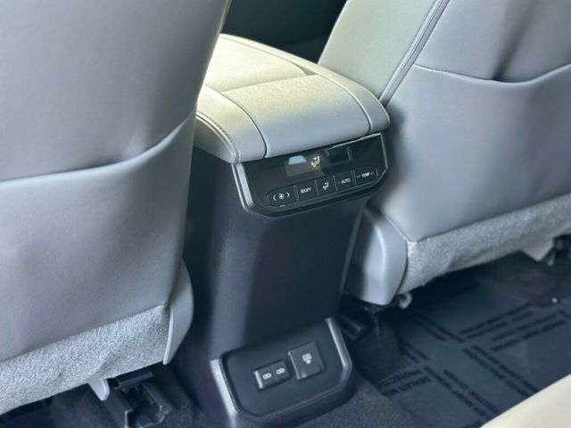 2023 Toyota Highlander Limited FWD - 22922533 - 22