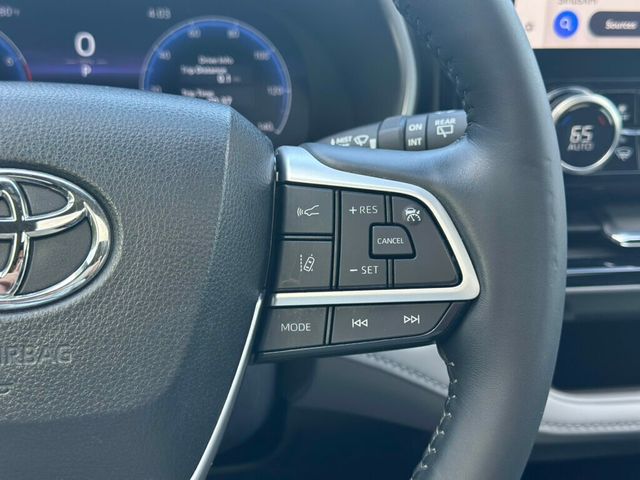 2023 Toyota Highlander Limited FWD - 22922533 - 41