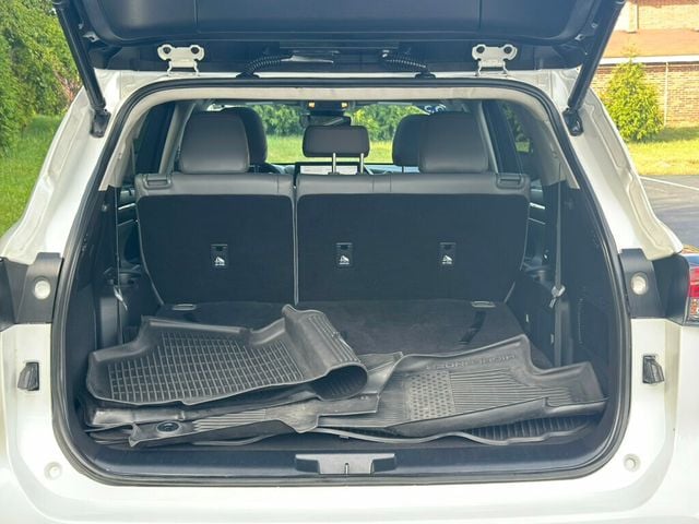 2023 Toyota Highlander Limited FWD - 22922533 - 8