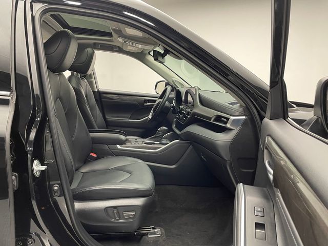 2023 Toyota Highlander Limited FWD - 22926583 - 16