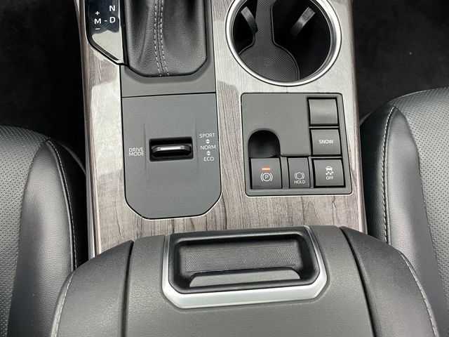 2023 Toyota Highlander Limited FWD - 22926583 - 28