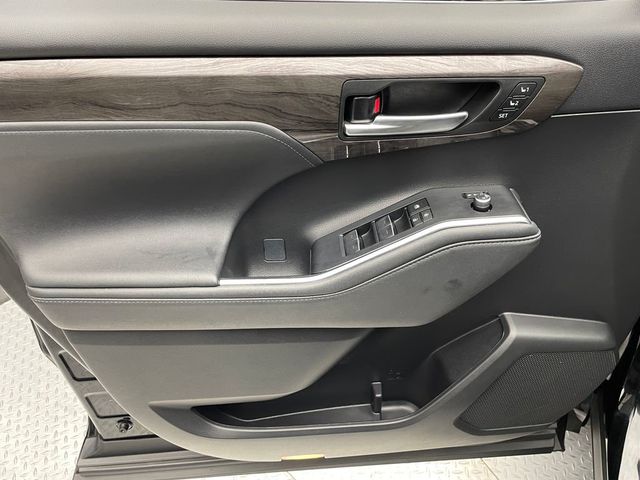 2023 Toyota Highlander Limited FWD - 22926583 - 8