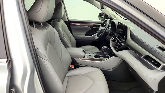 2023 Toyota Highlander Limited FWD w/ Panoramic View Monitor & 360-Degree Camera - 23094543 - 23