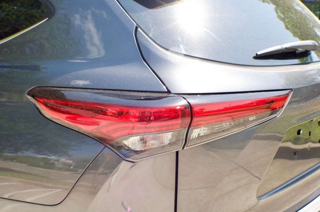 2023 Toyota Highlander LocalTrade/Hybrid-Limited-AWD/Heated&CooledSeats/2ndRowCaptains - 23013577 - 13
