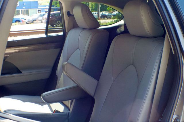 2023 Toyota Highlander LocalTrade/Hybrid-Limited-AWD/Heated&CooledSeats/2ndRowCaptains - 23013577 - 51