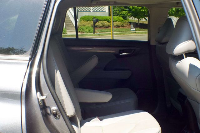 2023 Toyota Highlander LocalTrade/Hybrid-Limited-AWD/Heated&CooledSeats/2ndRowCaptains - 23013577 - 54