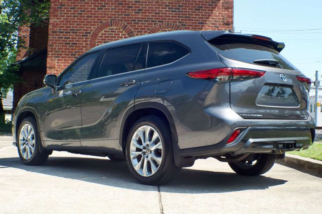 2023 Toyota Highlander LocalTrade/Hybrid-Limited-AWD/Heated&CooledSeats/2ndRowCaptains - 23013577 - 6