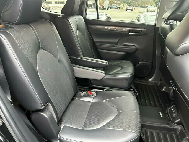 2023 Toyota Highlander LocalTrade/Limited/FWD/2ndRowCaptains/BlindSpotMonitor/NAV - 22967927 - 18