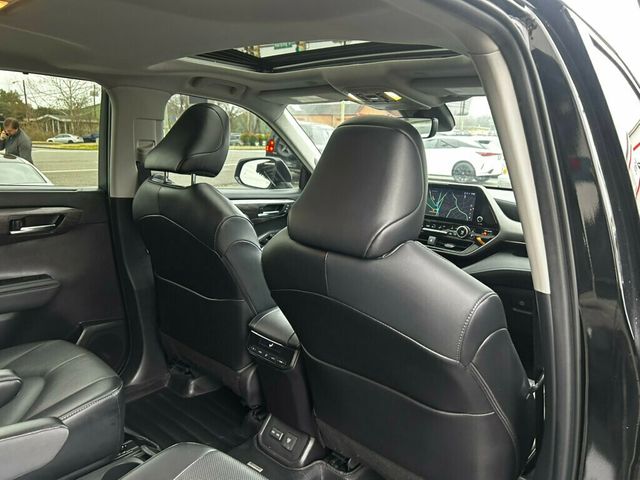 2023 Toyota Highlander LocalTrade/Limited/FWD/2ndRowCaptains/BlindSpotMonitor/NAV - 22967927 - 19