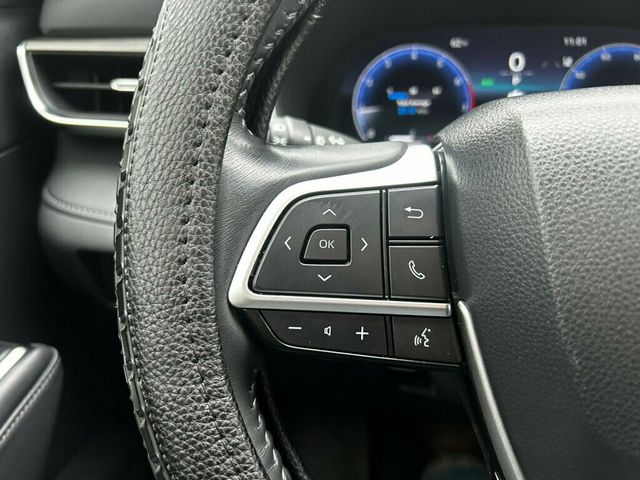 2023 Toyota Highlander LocalTrade/Limited/FWD/2ndRowCaptains/BlindSpotMonitor/NAV - 22967927 - 24