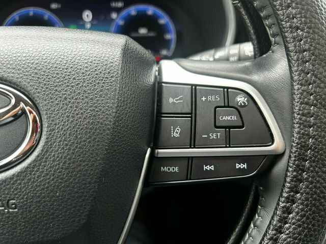 2023 Toyota Highlander LocalTrade/Limited/FWD/2ndRowCaptains/BlindSpotMonitor/NAV - 22967927 - 25