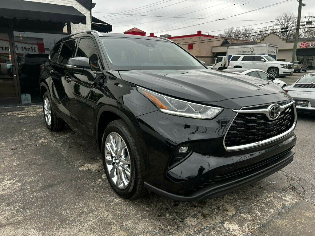 2023 Toyota Highlander LocalTrade/Limited/FWD/2ndRowCaptains/BlindSpotMonitor/NAV - 22967927 - 6