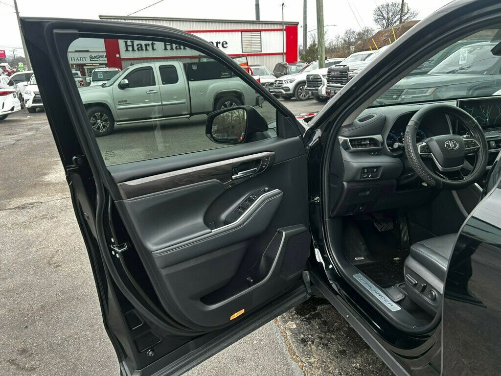 2023 Toyota Highlander LocalTrade/Limited/FWD/2ndRowCaptains/BlindSpotMonitor/NAV - 22967927 - 8