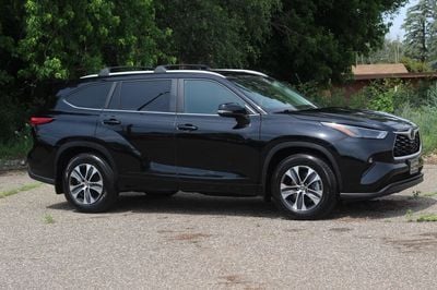 2023 Toyota Highlander