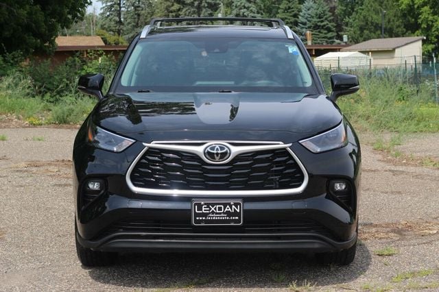 2023 Toyota Highlander ONE OWNER XLE W/ LEATHER, MOONROOF - 23041710 - 3