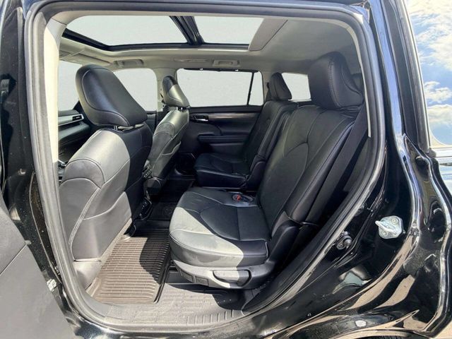 2023 Toyota Highlander Platinum FWD - 23021975 - 27