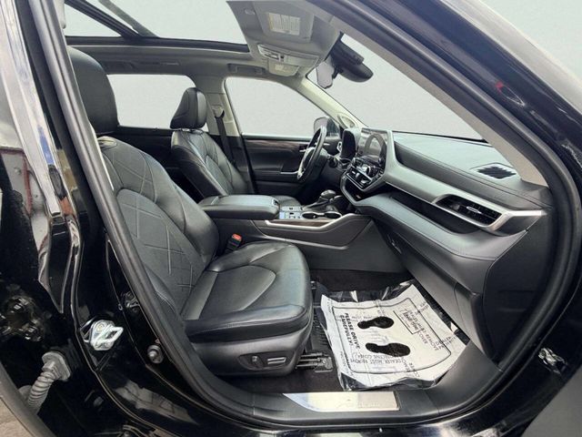 2023 Toyota Highlander Platinum FWD - 23021975 - 38