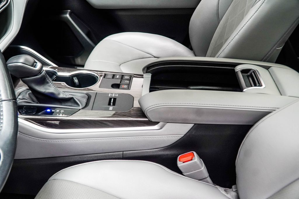 Toyota Highlander photo 20