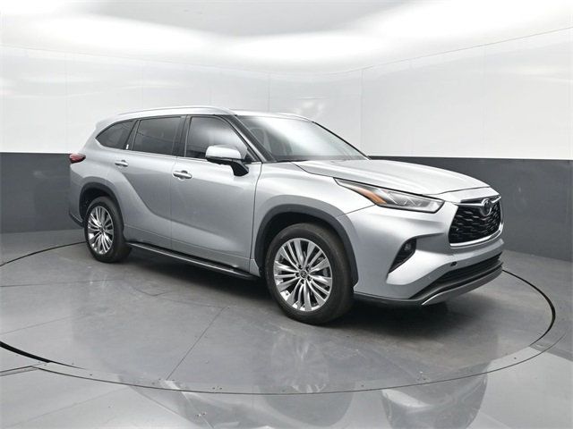 2023 Toyota Highlander Platinum FWD - 22961078 - 35