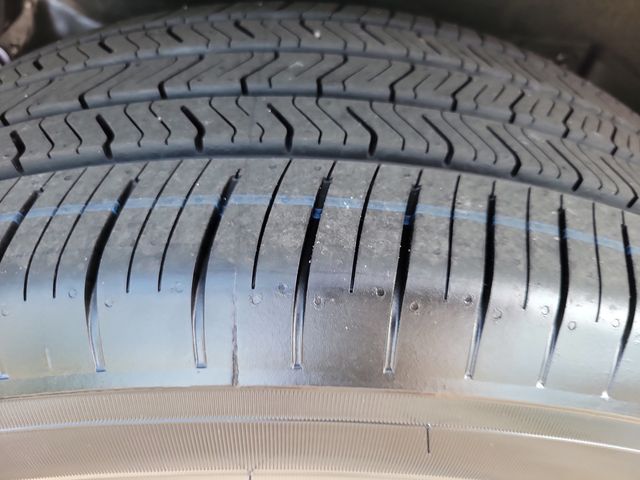 2023 Toyota Highlander XLE AWD - 22908749 - 29