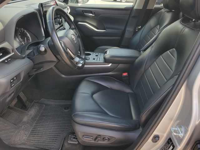 2023 Toyota Highlander XLE AWD - 22908749 - 3