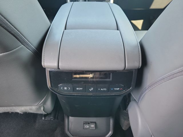 2023 Toyota Highlander XLE AWD - 22977475 - 12