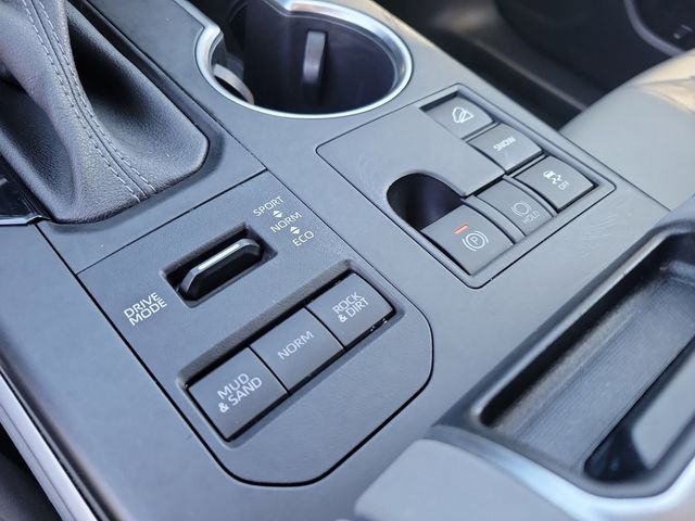 2023 Toyota Highlander XLE AWD - 22977475 - 14