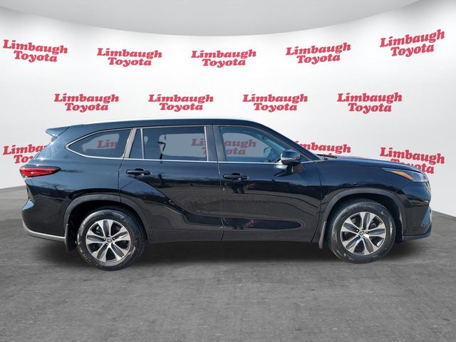2023 Toyota Highlander XLE AWD - 22977475 - 1