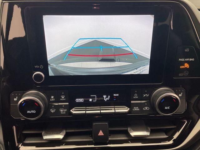 2023 Toyota Highlander XLE AWD - 22935198 - 25