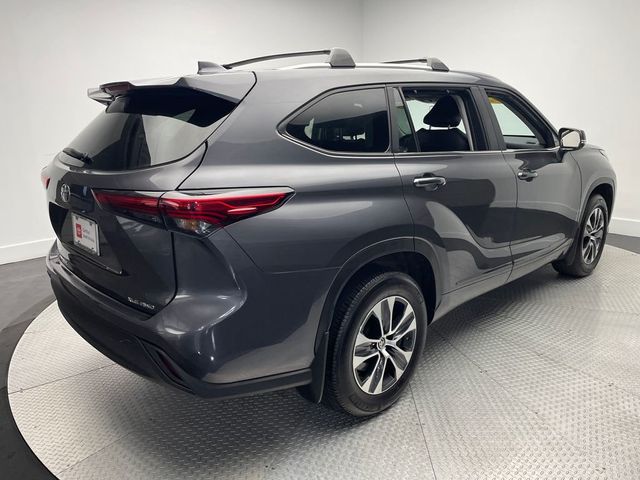 2023 Toyota Highlander XLE AWD - 22935198 - 4