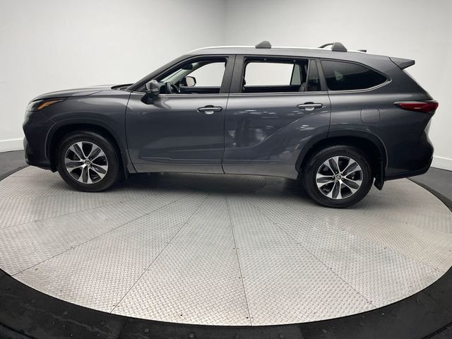2023 Toyota Highlander XLE AWD - 22935198 - 7