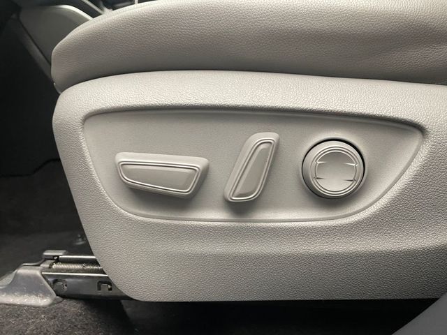 2023 Toyota Highlander XLE AWD - 22939997 - 13