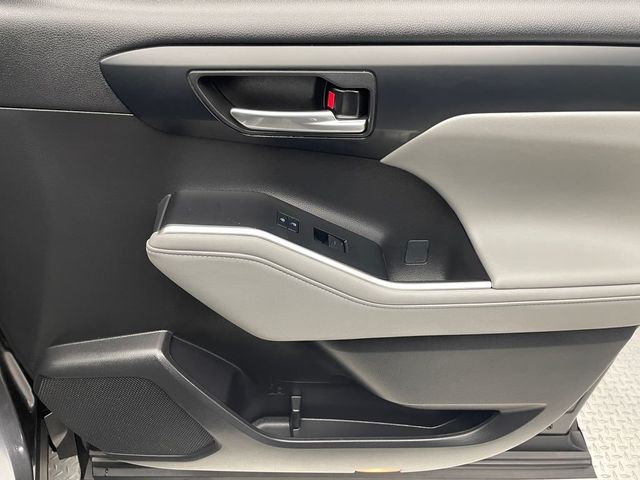 2023 Toyota Highlander XLE AWD - 22939997 - 14