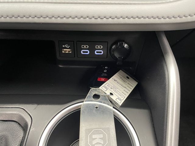 2023 Toyota Highlander XLE AWD - 22939997 - 27