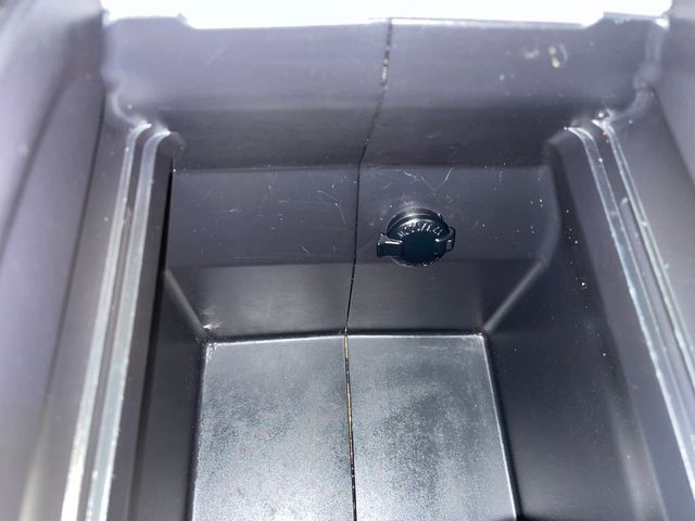 2023 Toyota Highlander XLE AWD - 22939997 - 29