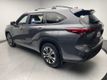 2023 Toyota Highlander XLE AWD - 22939997 - 6