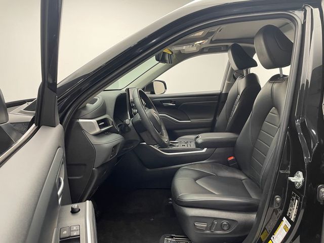 2023 Toyota Highlander XLE AWD - 22942110 - 11
